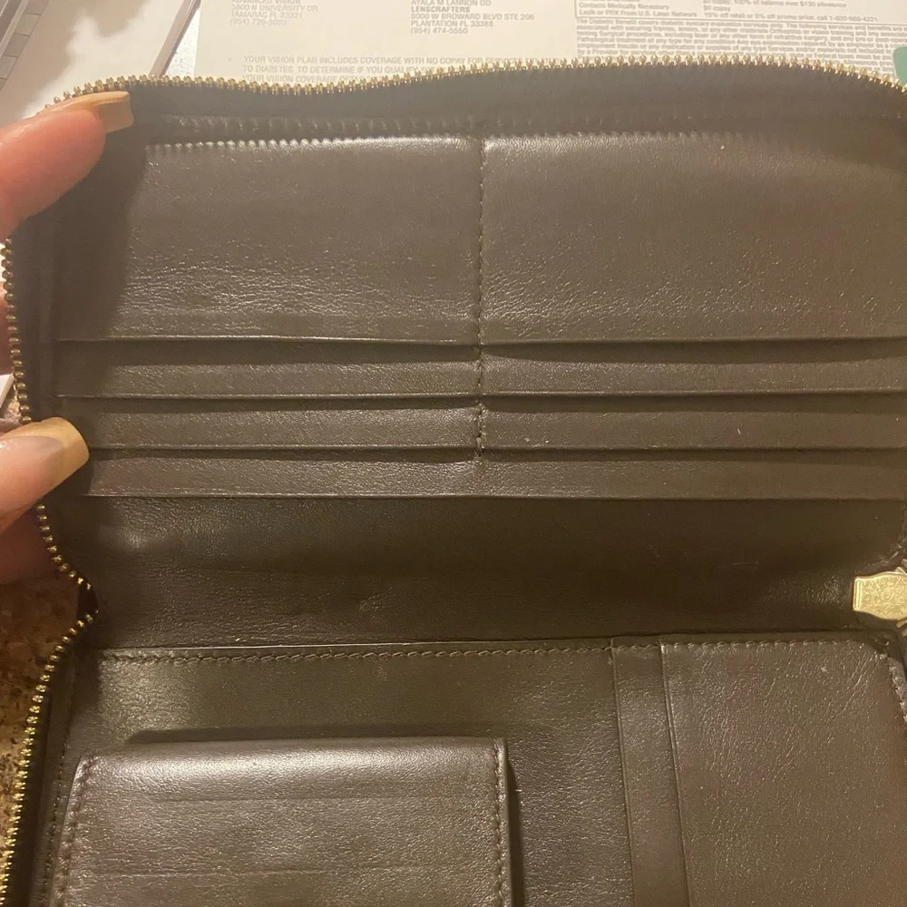 OVO Wallet - Picture 7 of 10
